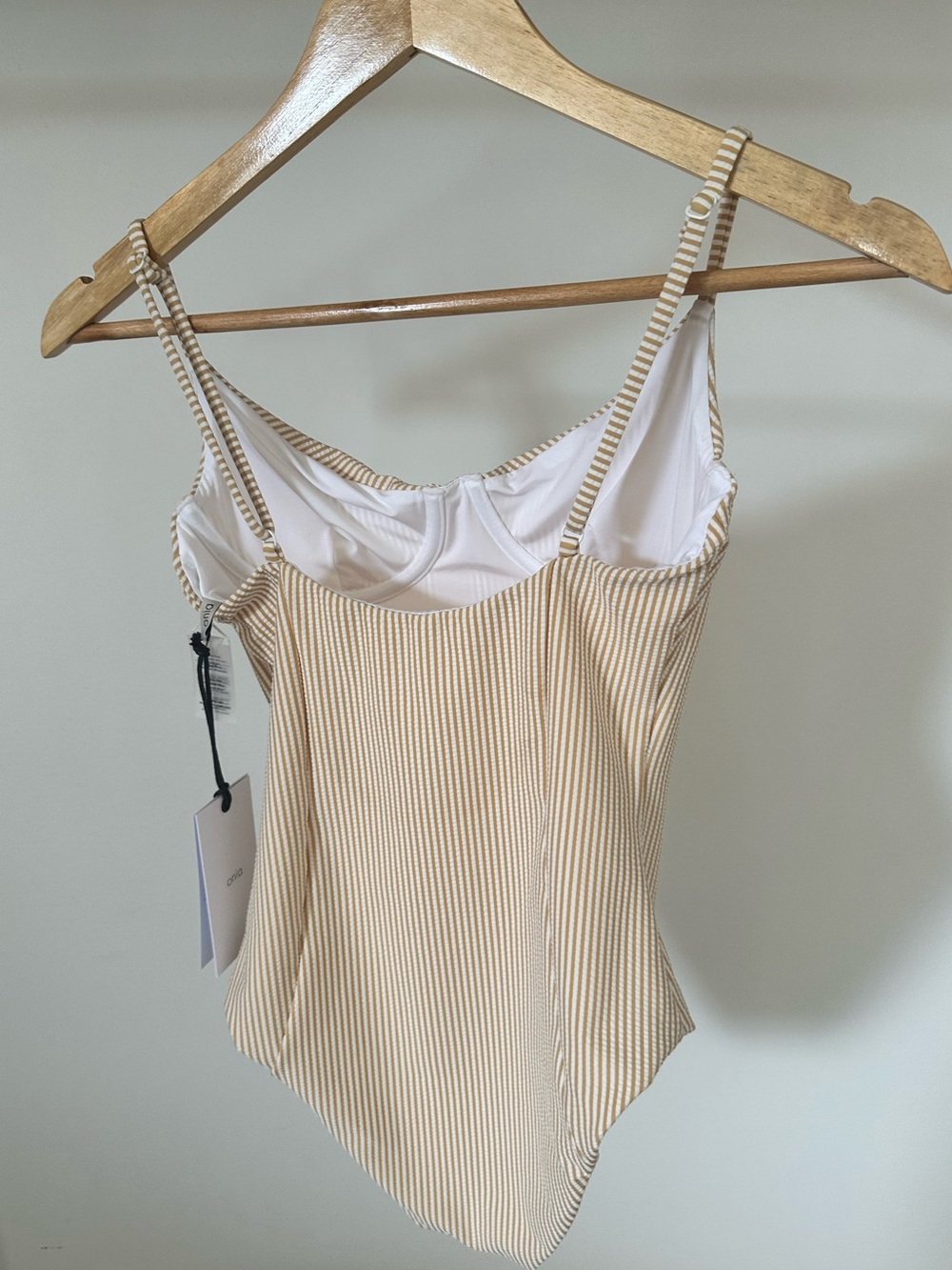 NWT Onia Beige White Seersucker Underwire One-Piece Swimsuit S - Picture 4 of 6